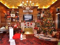 Pittock Mansion Christmas, Portland OR